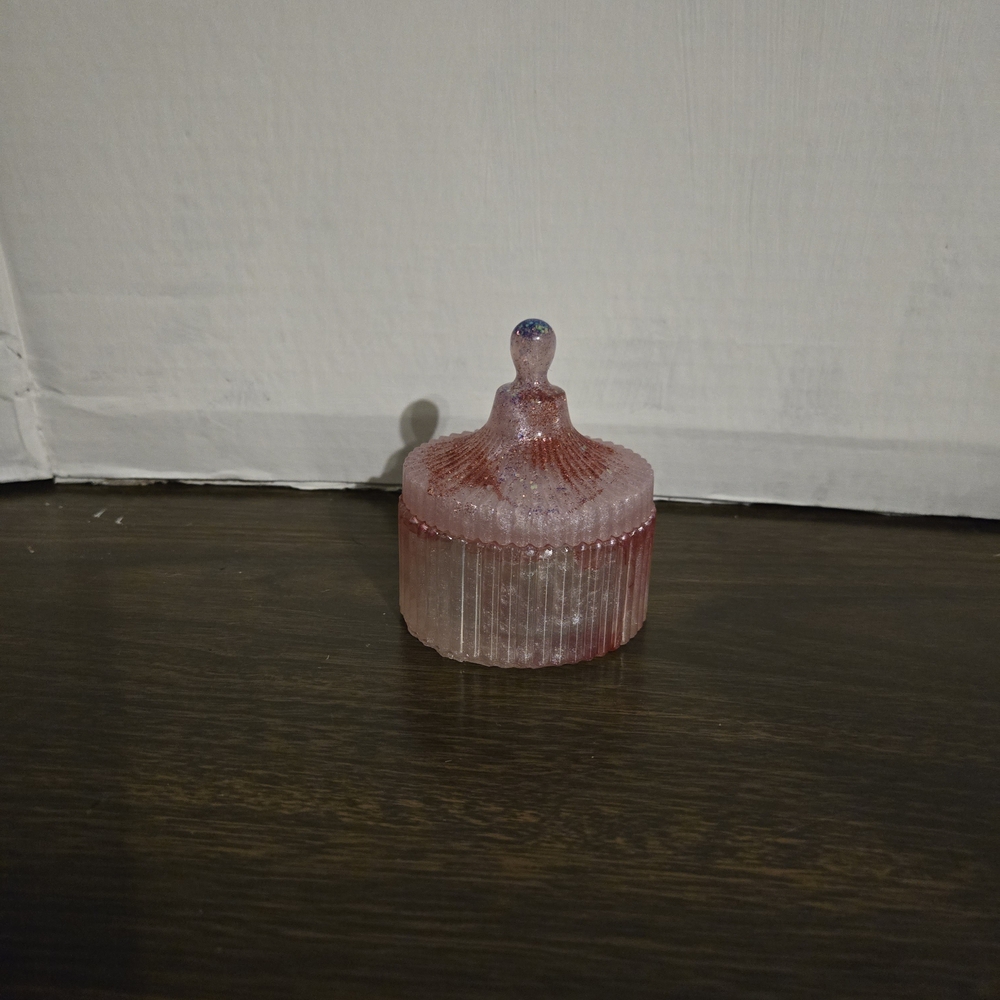 Elegant Pink Resin Decorative Jar
